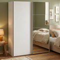 Belle armoire en panneau de particules