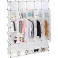 Penderie gris clair en chene, style contemporain, rangement spacieux