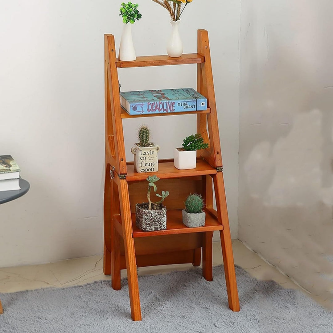 Escabeau gris, espace de rangement genereux